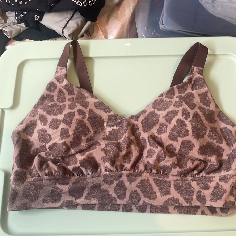 Sports bra